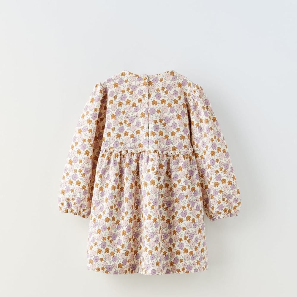 Printed dress new my daughter never worn this.